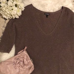 🌷 3/$20! ~ Express glittery sweater